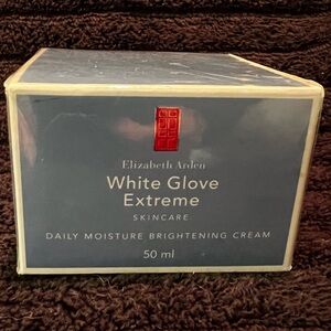 NIB SEALED Elizabeth Arden White Glove Extreme Daily Moisture Brightening Cream